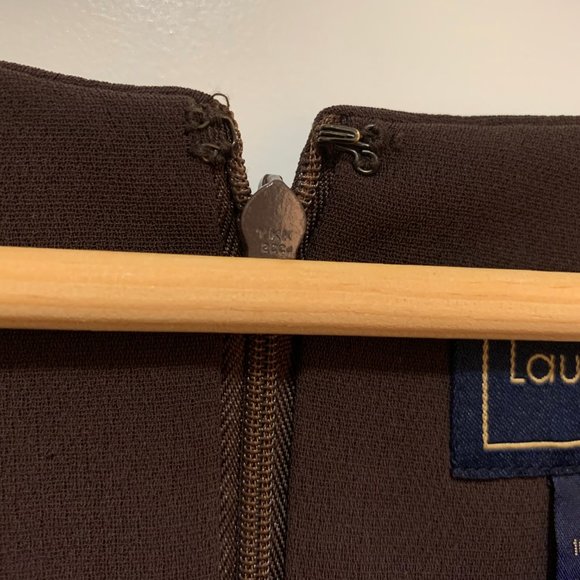 Laura Scott Sheath Dress - Picture 7 of 7